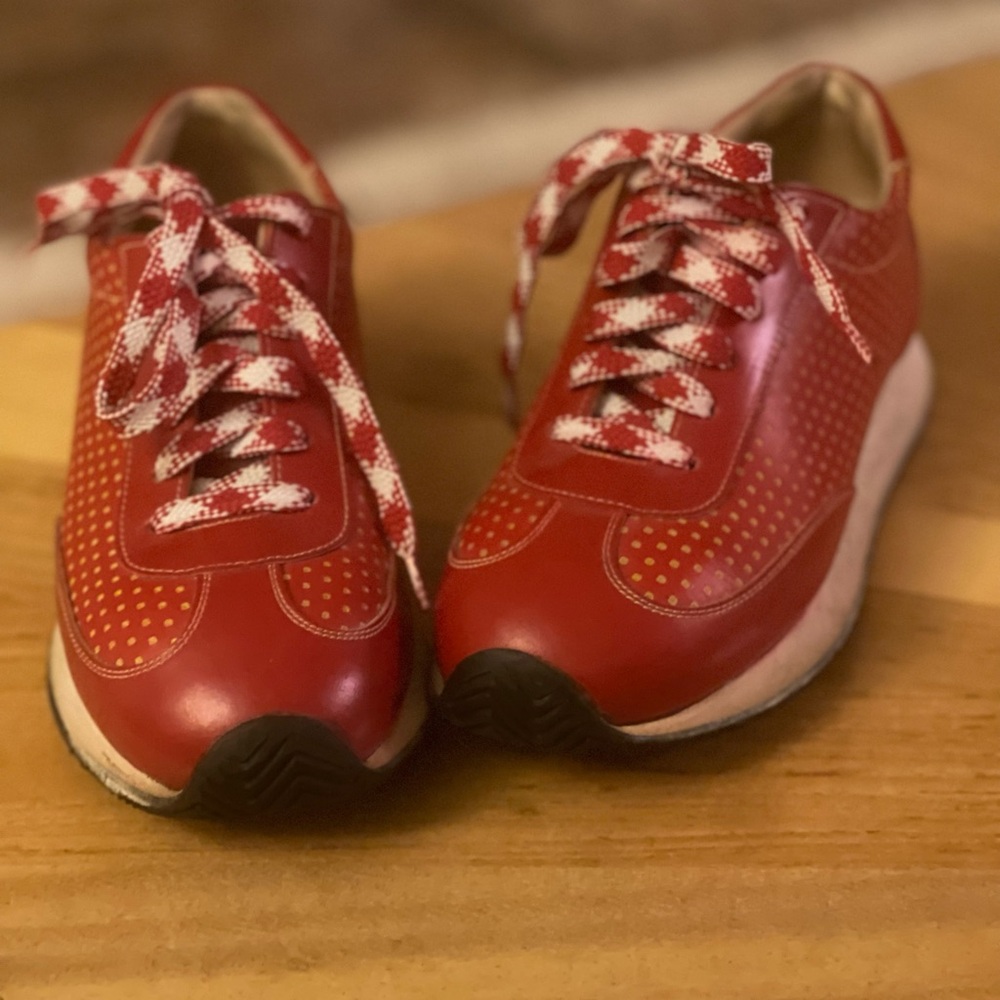 Dooney and Burke vintage red Italian shoes